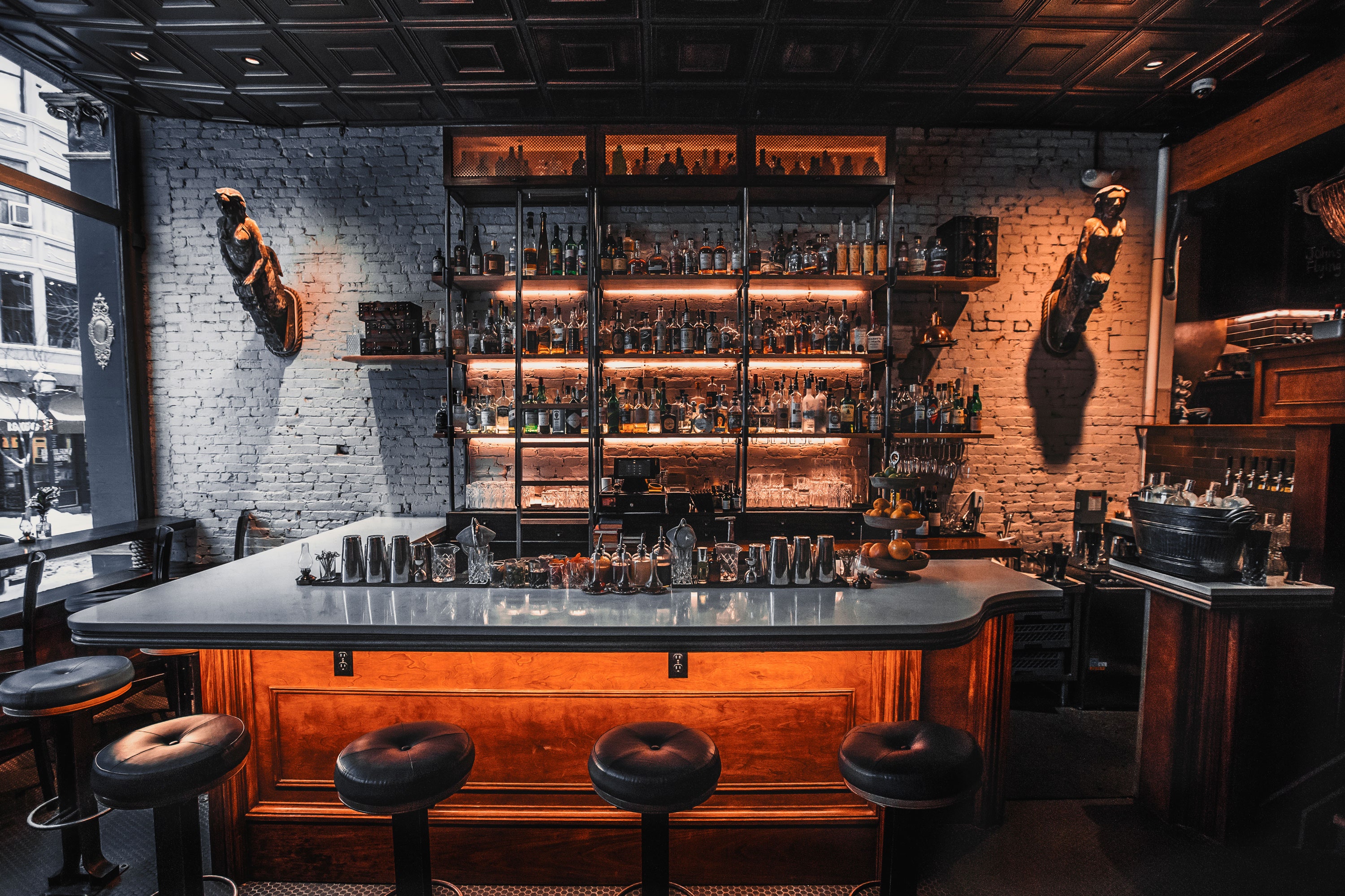 Blyth & Burrows bar in Portland, United States