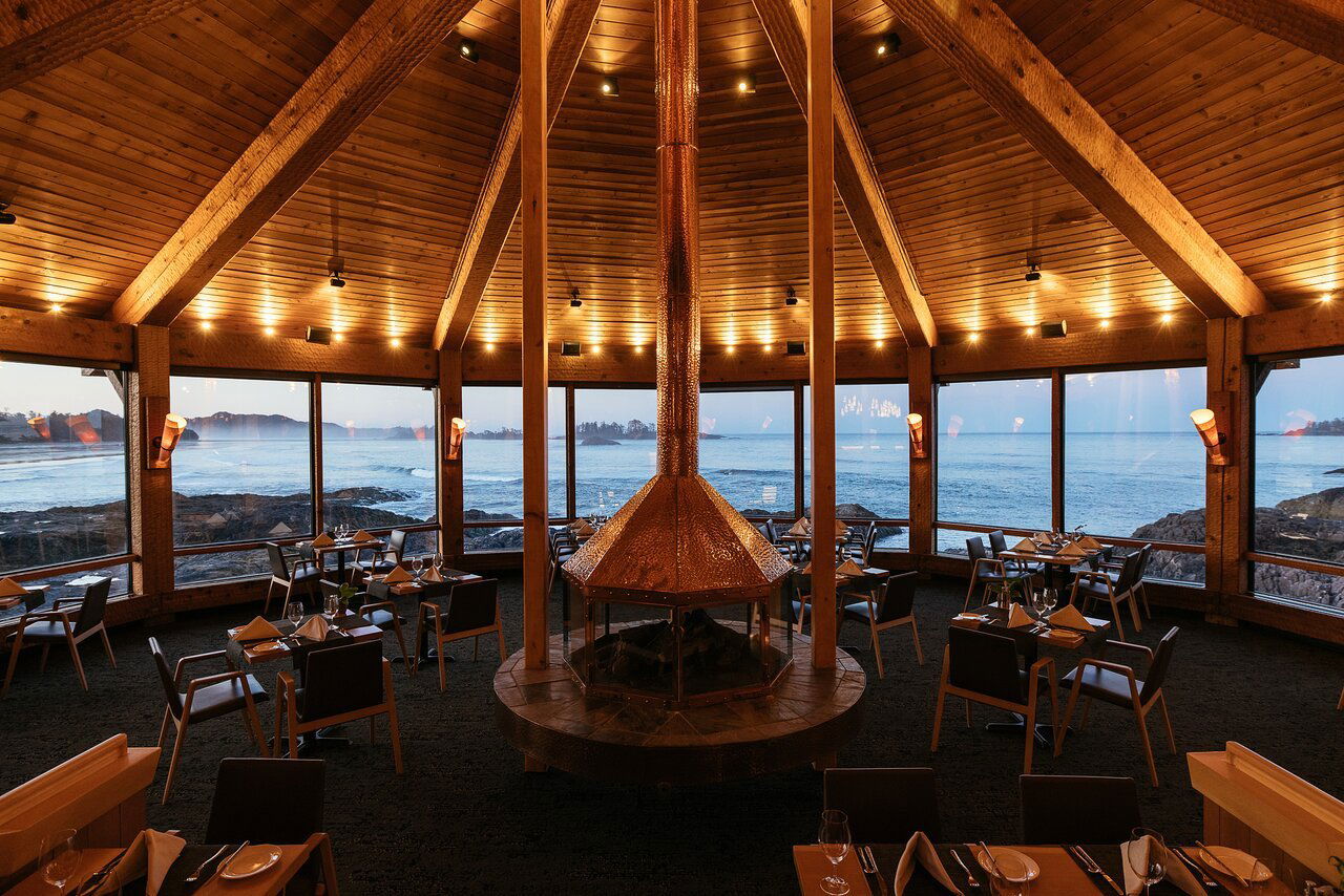 The Pointe Restaurant, Restaurant in Tofino