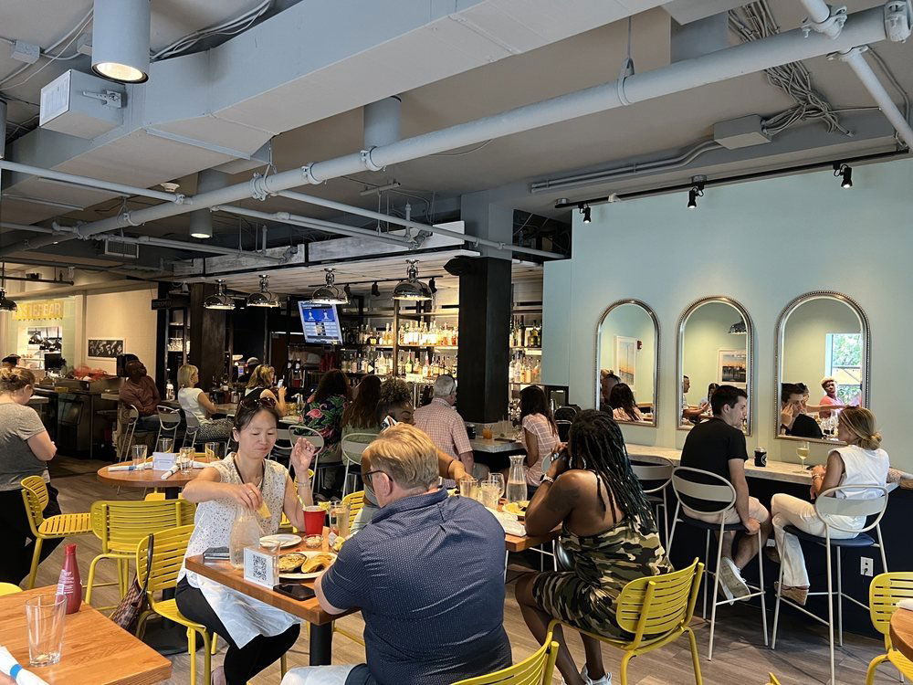 Hank’s Oyster Bar restaurant in Washington D.C., United States