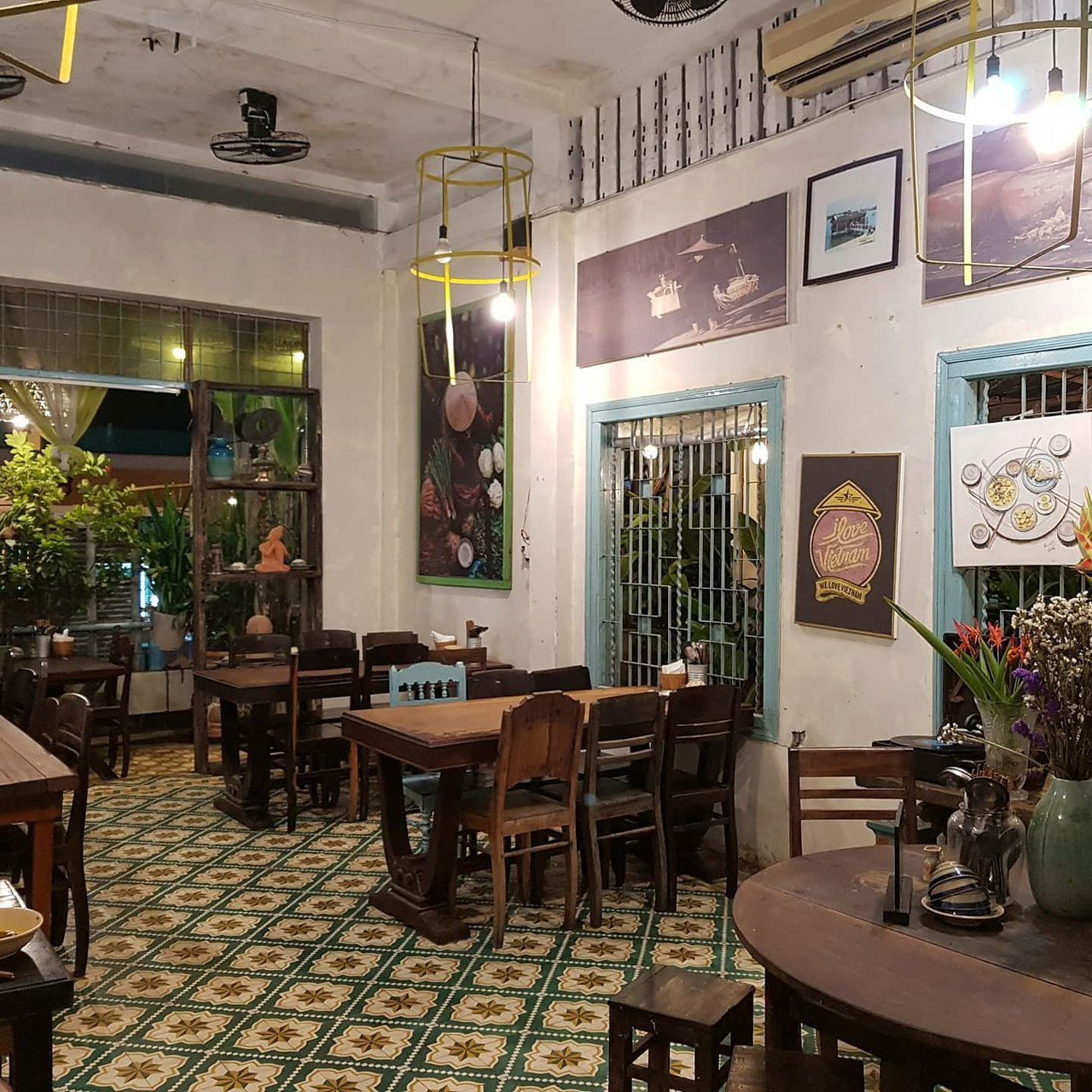 Bếp Hên, Restaurant in Da Nang