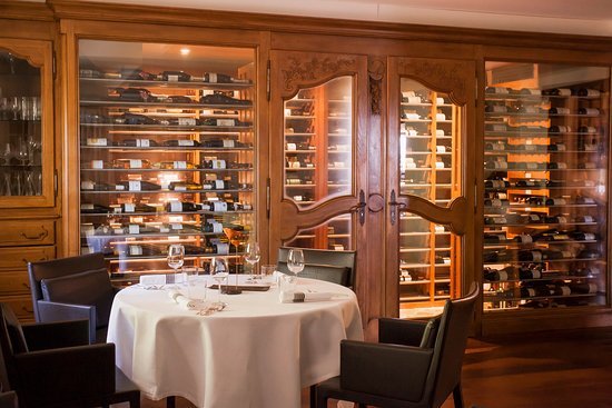 Lore Ttipia - Auberge Ostape, Restaurant in Bidarray