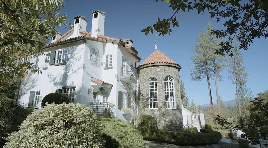 Château du Sureau, Oakhurst, United States