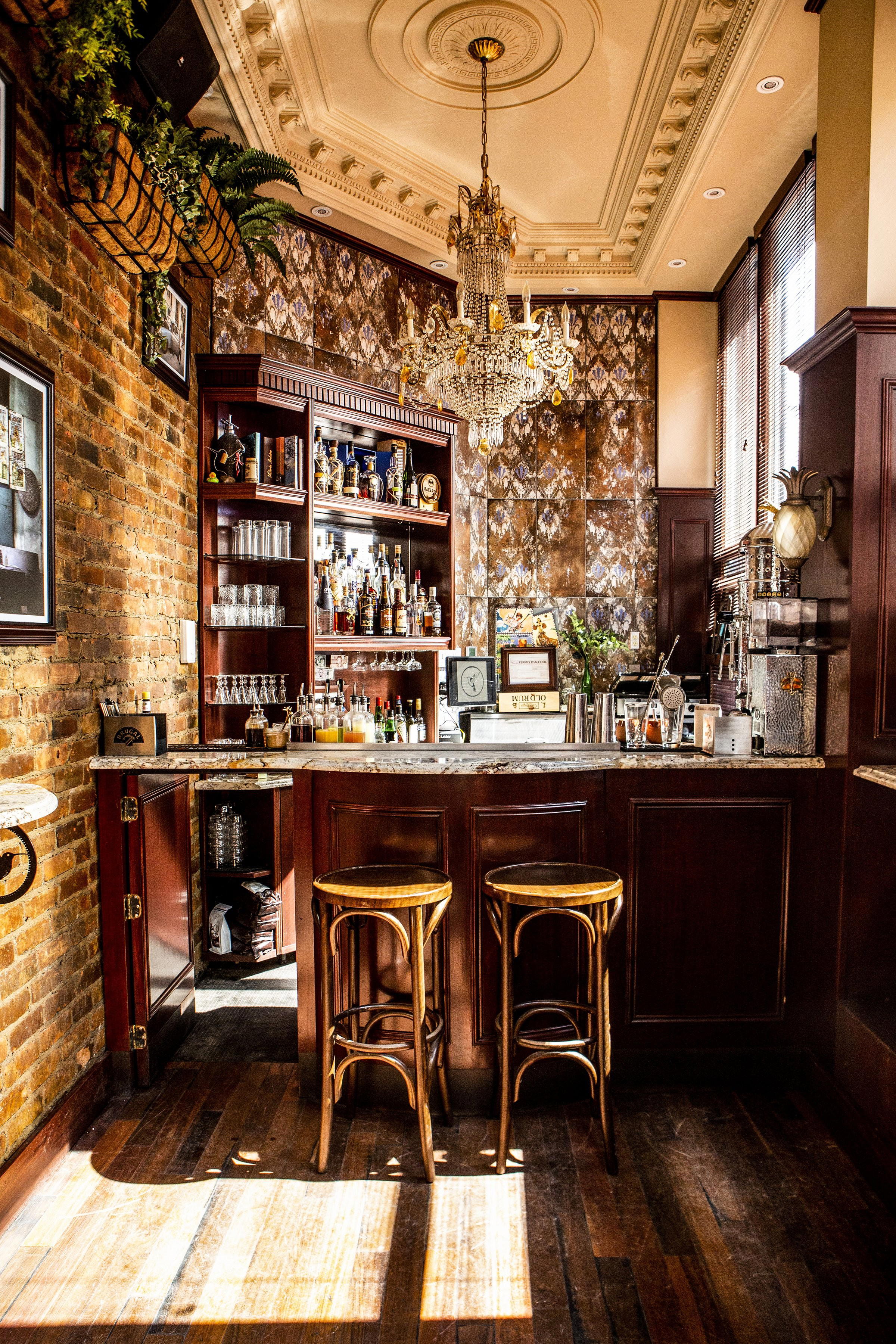 El Pequeño Bar, Montréal, Canada