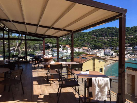 Entre dos Mons, Restaurant in Palamós