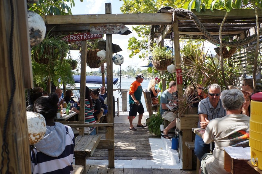 Le Tub restaurant in Hollywood, United States