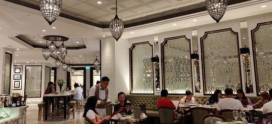 The Ritz-Carlton Café, Restaurant in Macau