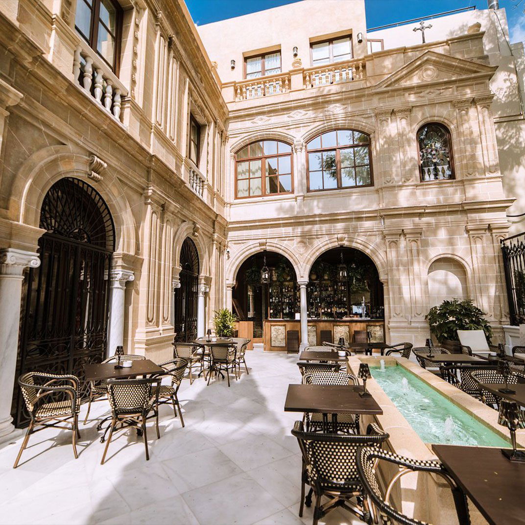 Almanaque Casa de Comidas restaurant in Cádiz, Spain