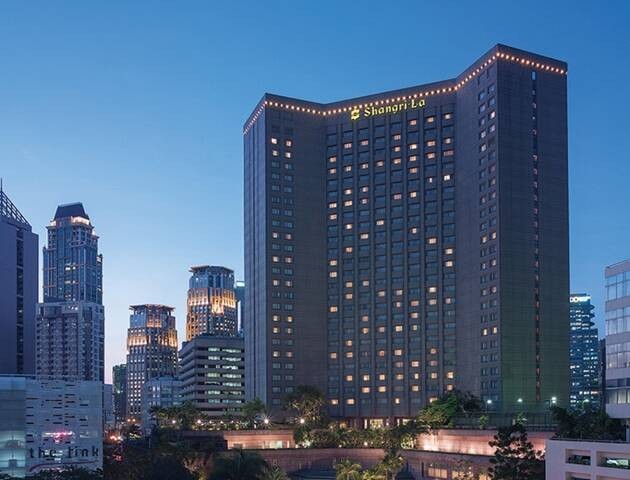 Makati Shangri-La, Manila hotel in Manila, Philippines