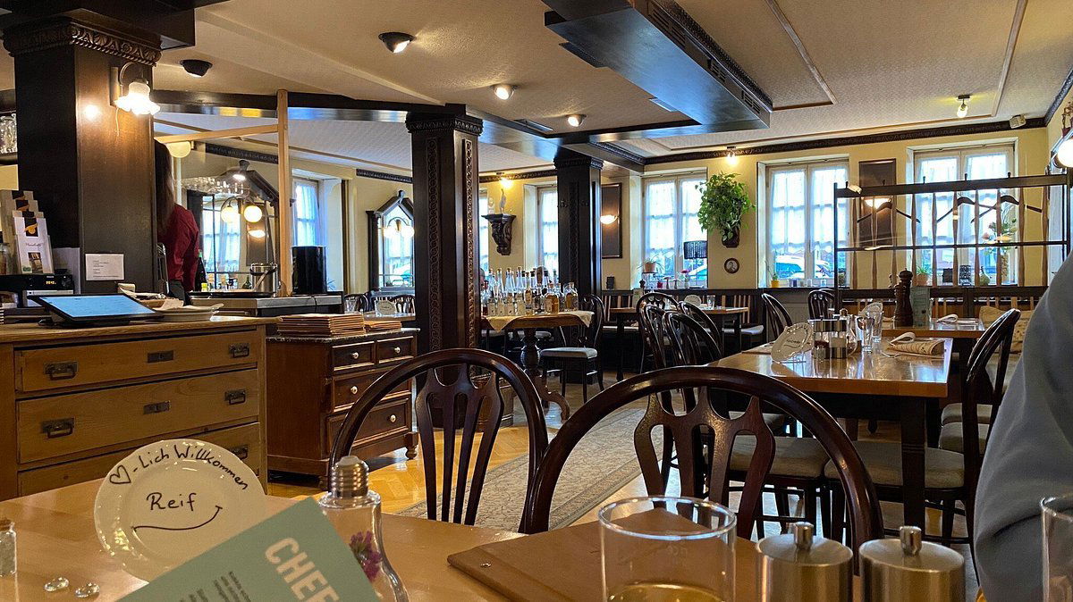 Zum Riesen, Restaurant in Kandel