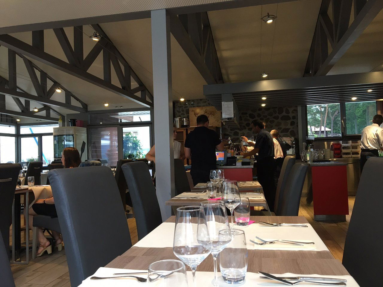 Colvert, Restaurant in Paris