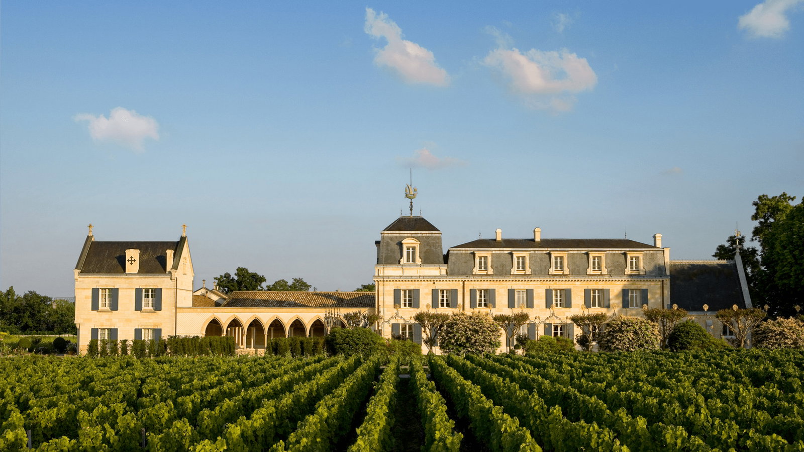 Château La Mission Haut-Brion, Bommes, France