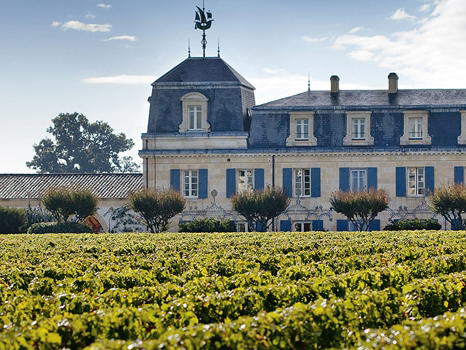 Château La Mission Haut-Brion, Bommes, France