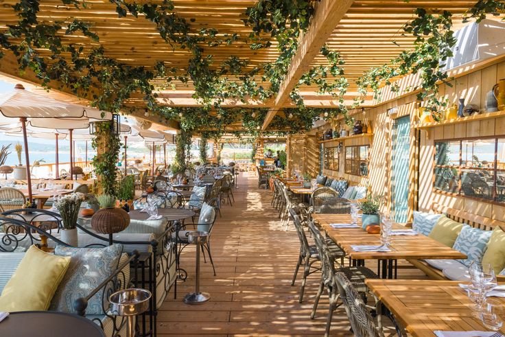Jardin Tropezina, Restaurant in Ramatuelle