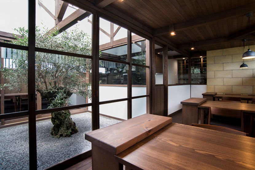 SHÓKUDŌ YArn, Restaurant in Komatsu