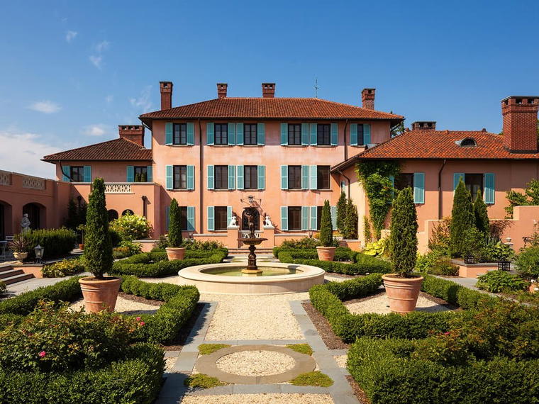 Glenmere Mansion, Chester, United States