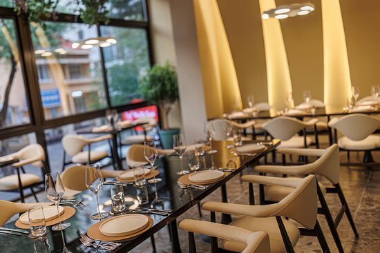 Lüne, Restaurant in Ho Chi Minh City