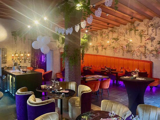 Wine & Dine, Restaurant in Canazei