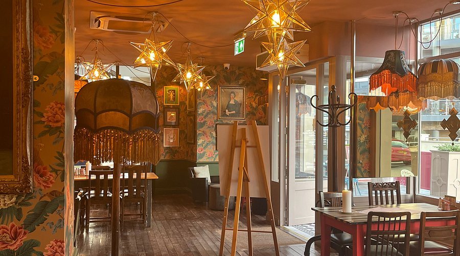 Bardo Lounge restaurant in San Francisco, United States