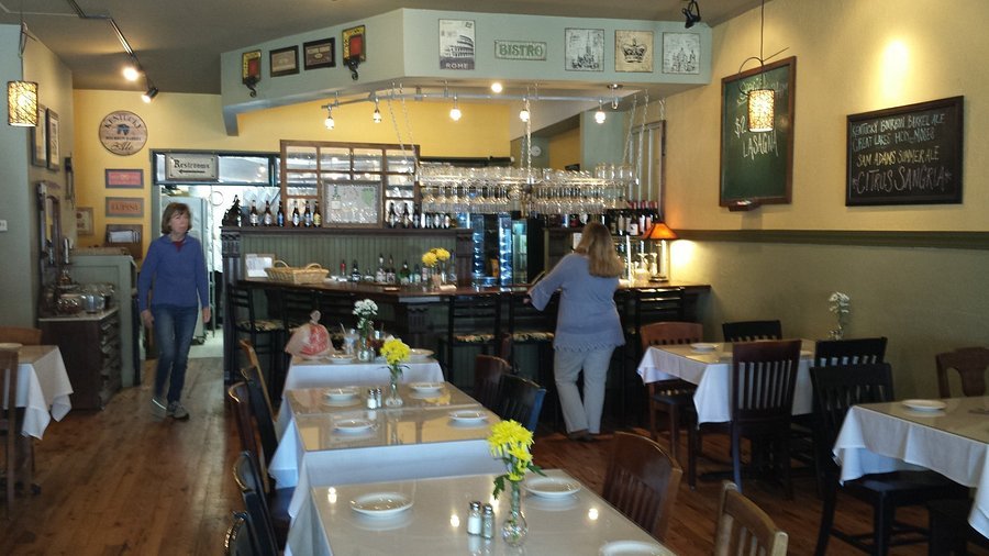 Paradiso restaurant in Abu Dhabi, United Arab Emirates