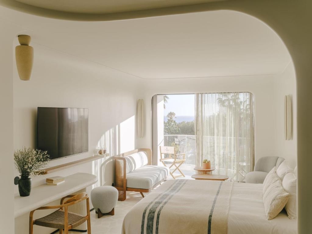 Hôtel Belle Plage hotel in Cannes, France