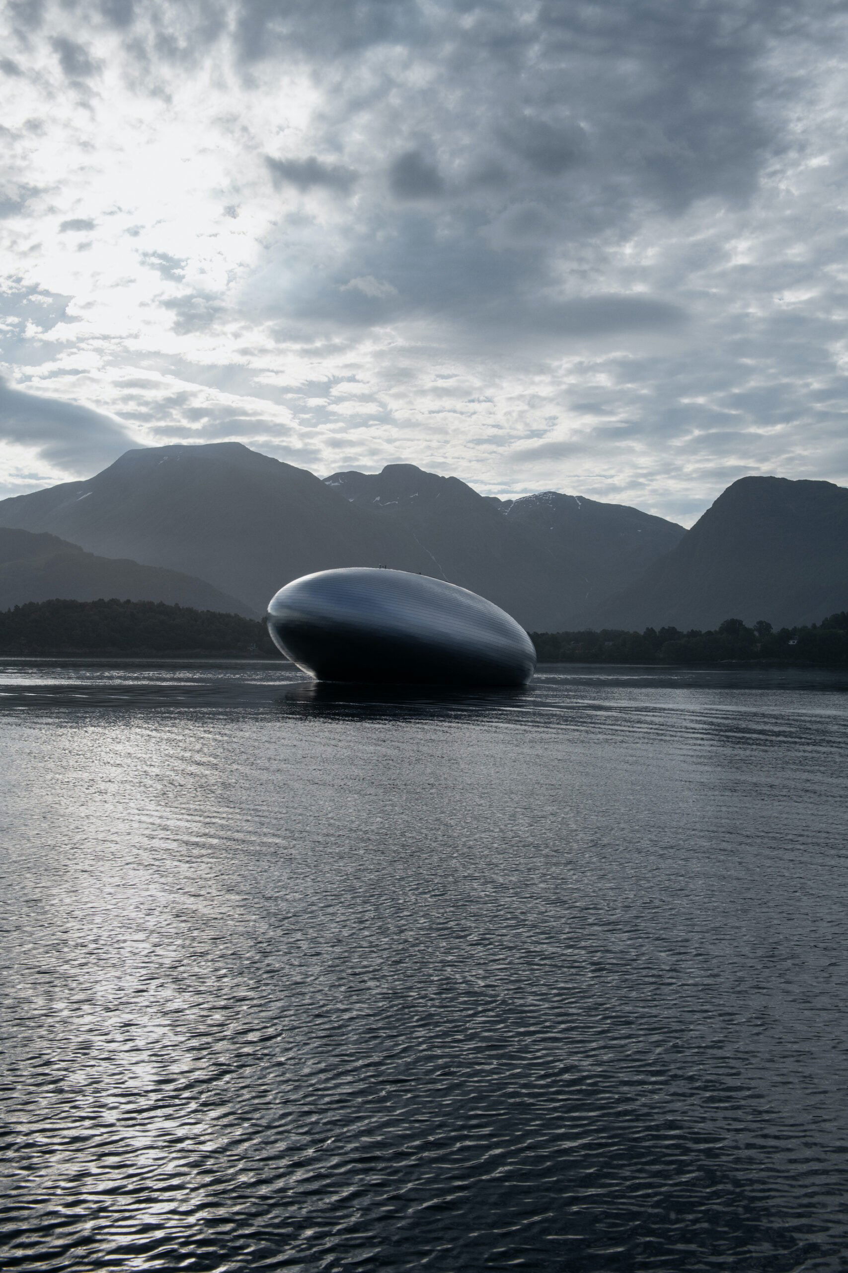Iris - Expedition Dining, Restaurant in Odda