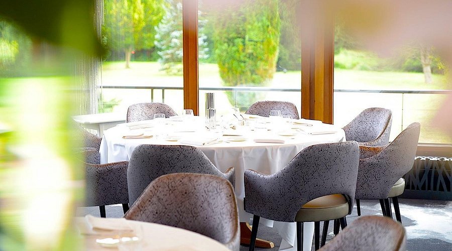 L'Arnsbourg restaurant in Baerenthal, France