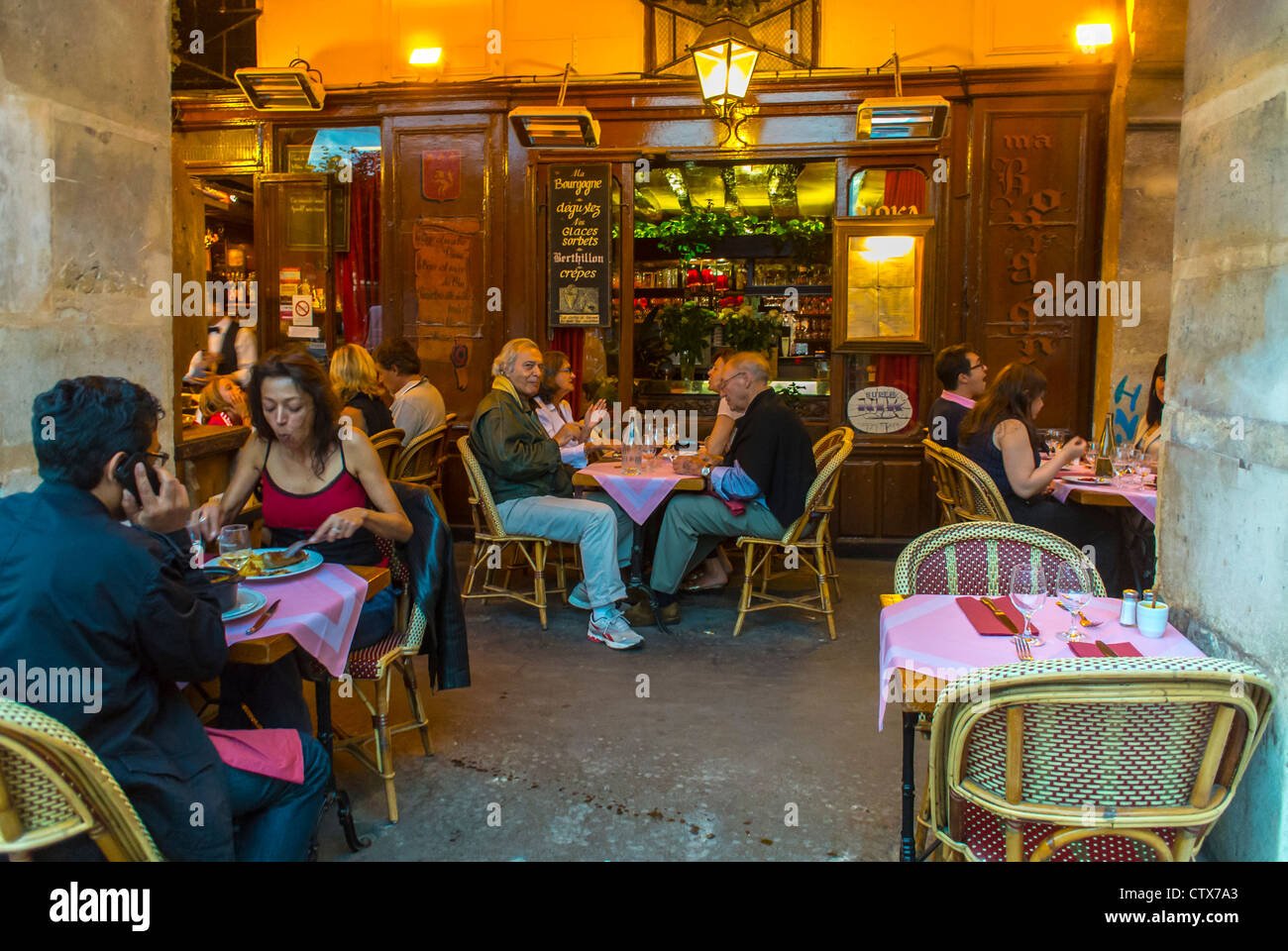 Ma Bourgogne, Restaurant in Paris