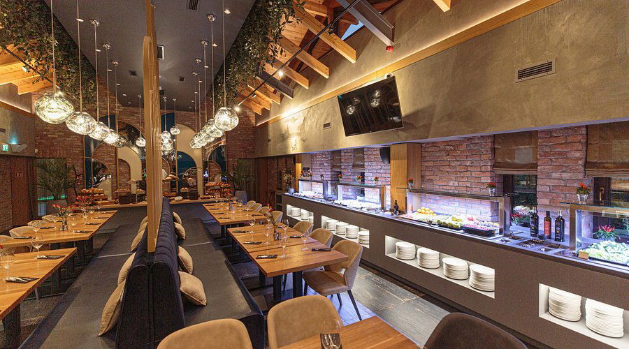 Avalon Ristorante restaurant in Miskolc