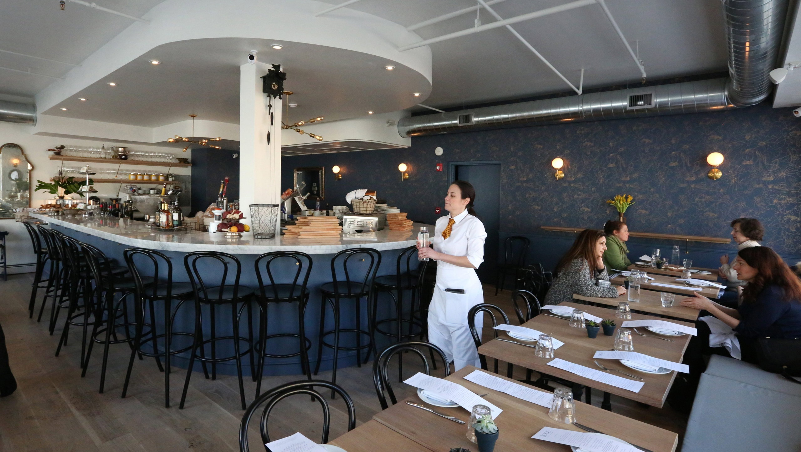 Boro6 Wine Bar