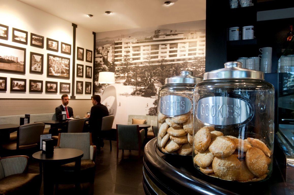 El Equilibrista 33 restaurant in Las Palmas de Gran Canaria, Spain