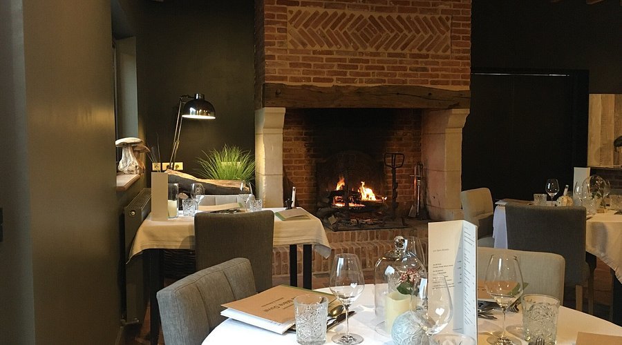 Auberge de La Mère Duval restaurant in Auzouville-sur-Saâne, France