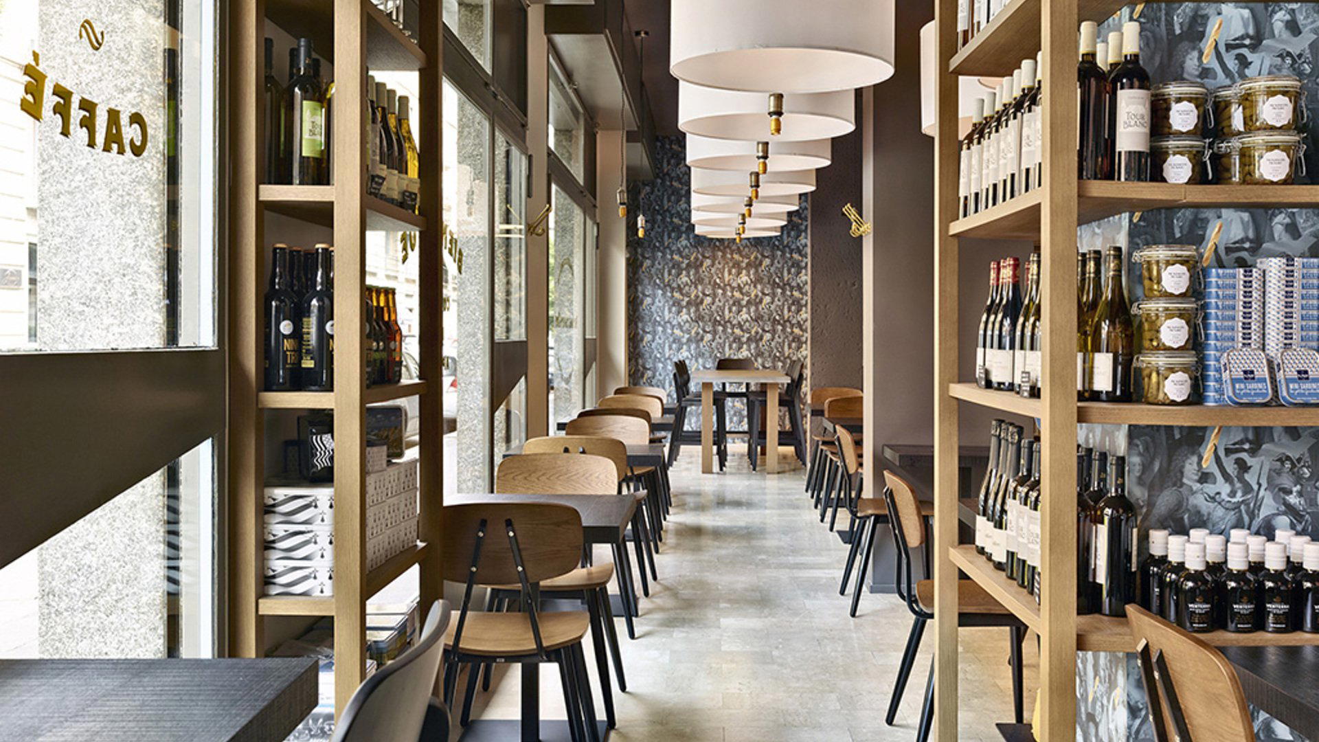 Égalité, Milan, Italy