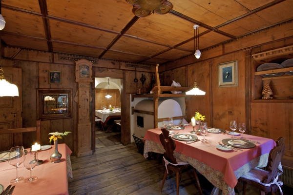 Schöneck, Restaurant in Molini