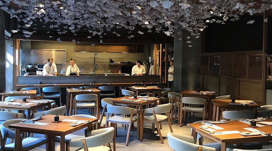 Nozomi Sushi Bar restaurant in València, Spain