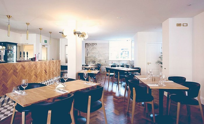 Masons Arms restaurant in Knowstone