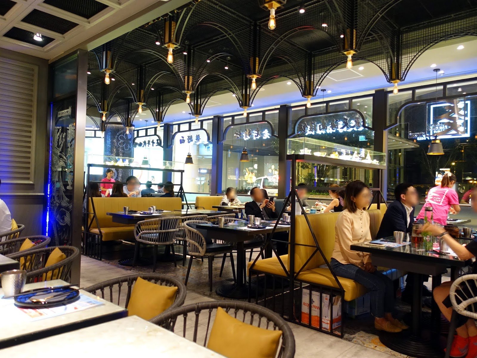 Tian Tian Hainanese Chicken Rice restaurant in Singapore, Singapore