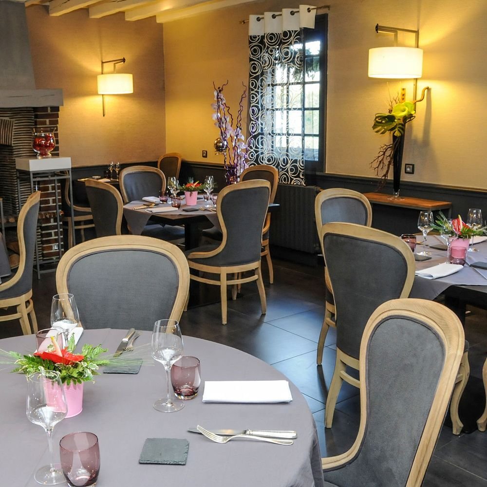 Le Vallon de Chérisy restaurant in Cherisy, France