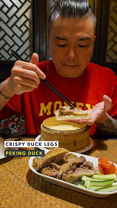 Moment in Beijing restaurant in Taichung, Taiwan