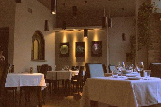 Hosteria La Cave Cantù, Restaurant in Casteggio