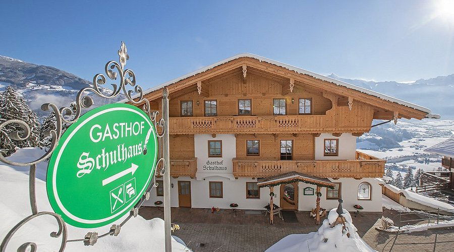 Schulhaus Tirol, Restaurant in Zellberg