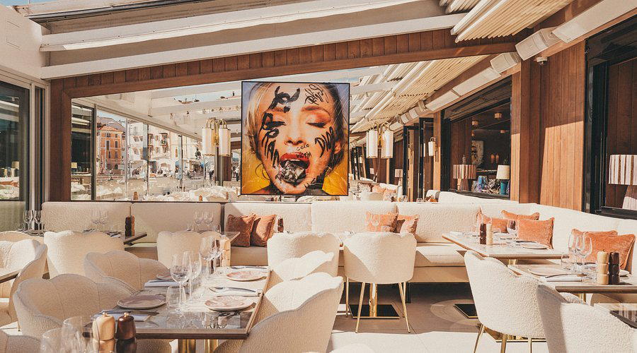 Le Quai restaurant in Tournus, France