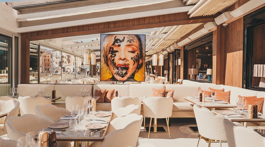 Le Quai restaurant in Tournus, France