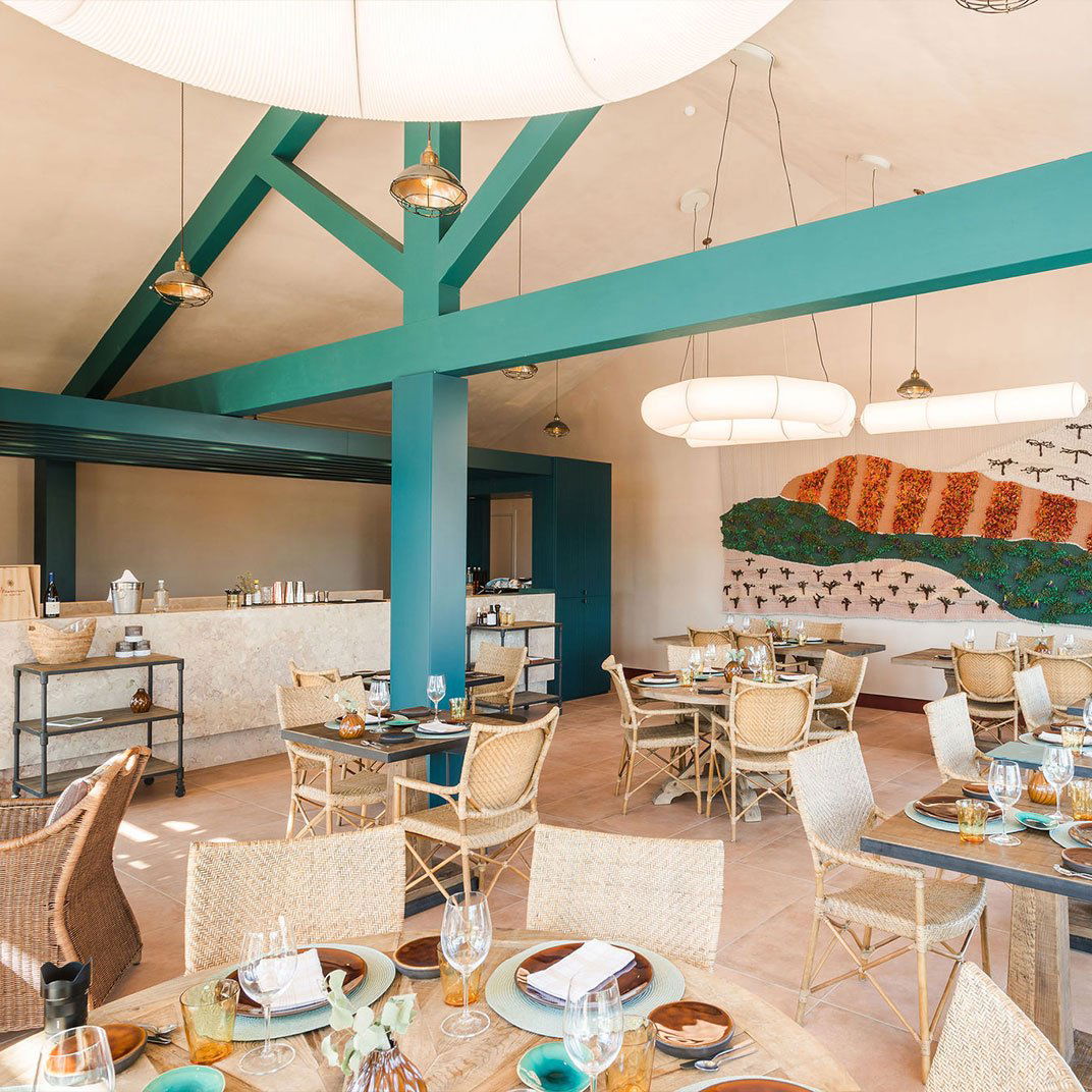 3 Pipos restaurant in Tonda, Portugal