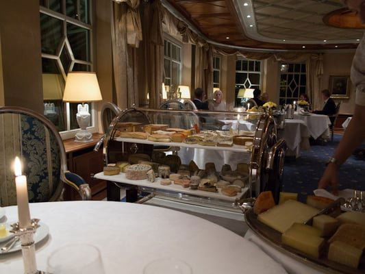 Johanniter-Kreuz, Restaurant in Berlin