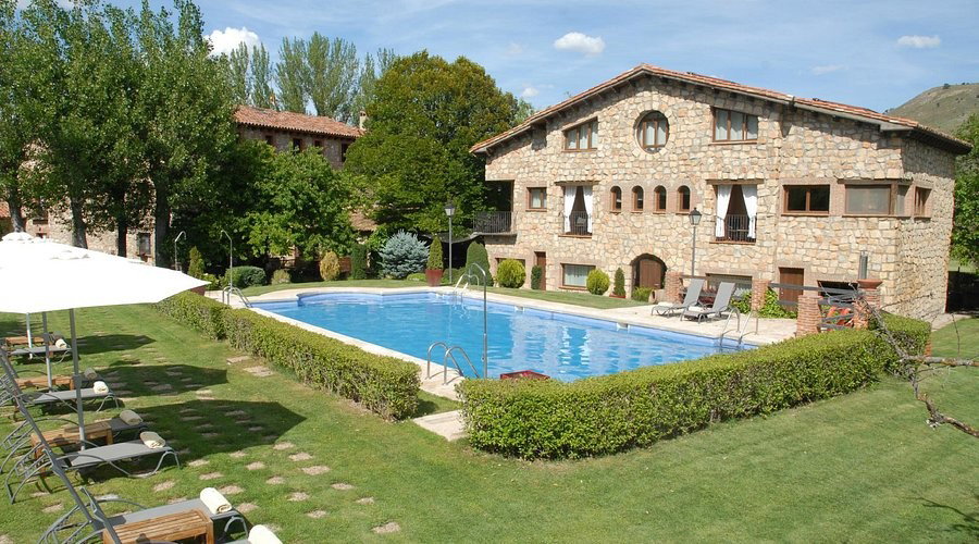 Molino de Alcuneza hotel in Alcuneza, Spain