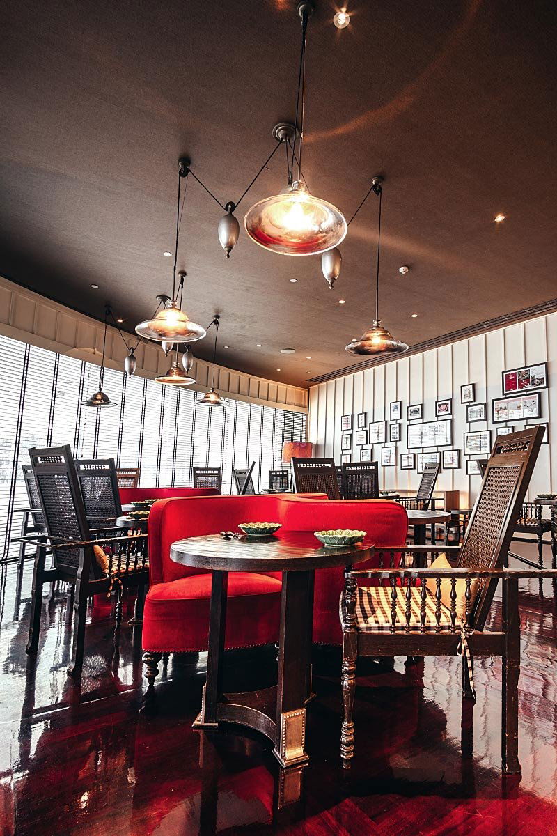 Erawan Tea Room, Restaurant in Bangkok