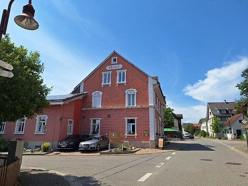 Zur Tanne, Restaurant in Tunau
