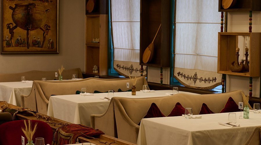 Qazaq Gourmet, Restaurant in Astana