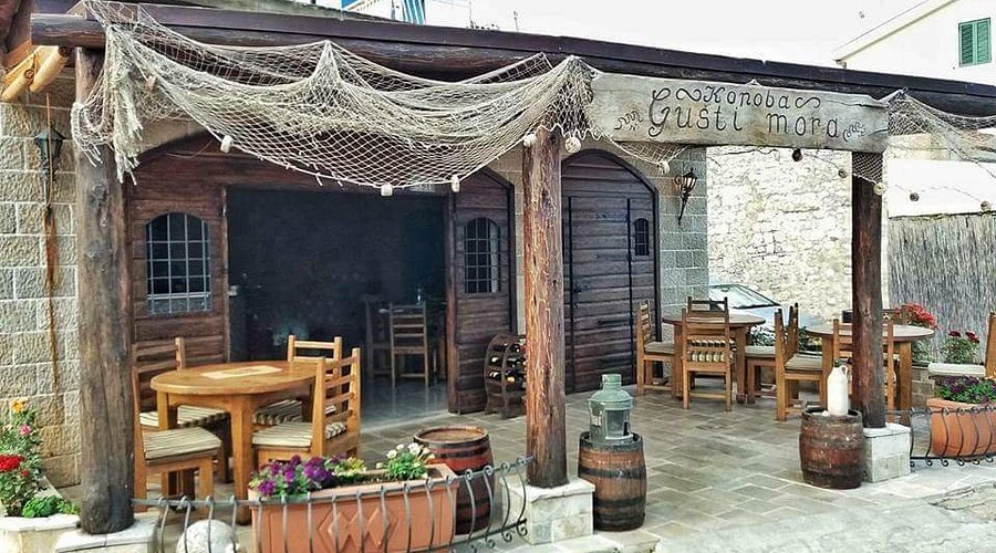Gušti mora restaurant in Belgrade