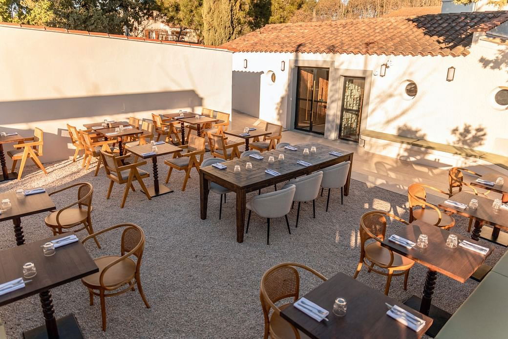 étude, Restaurant in Paris